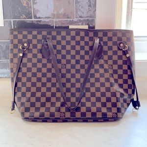 Louis never full bag